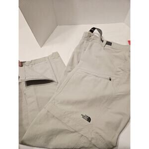 The North Face Mens XL Distressed Spell Out Belted Convertible Cargo Pants Short